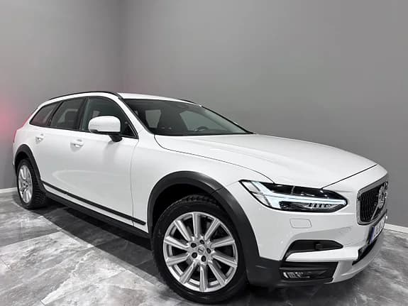 Volvo V90 Cross Country